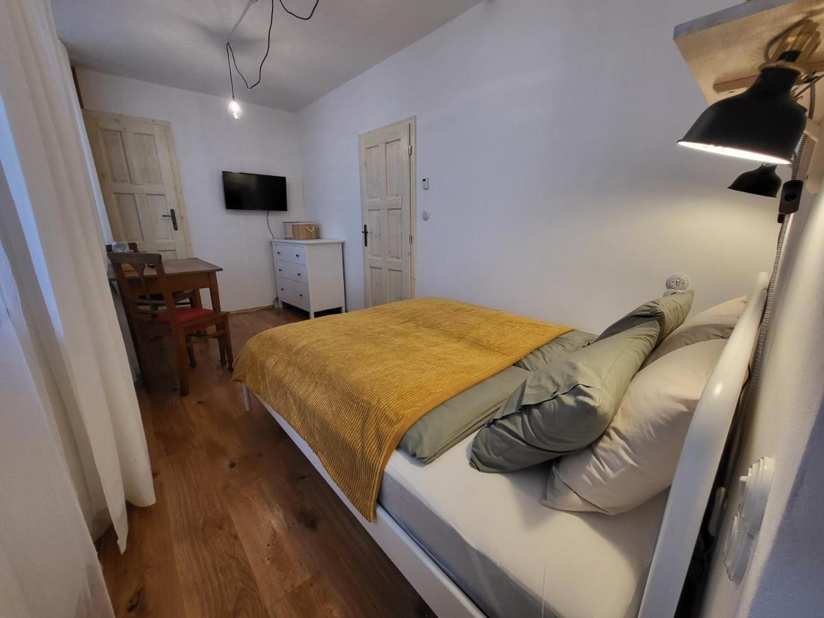 Only Apartments 因德日赫城堡 外观 照片